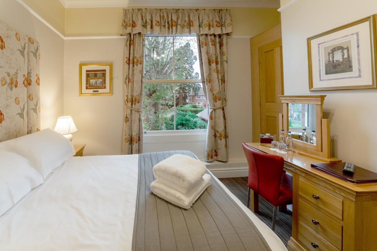 Charades Guest House Герефорд Екстер'єр фото