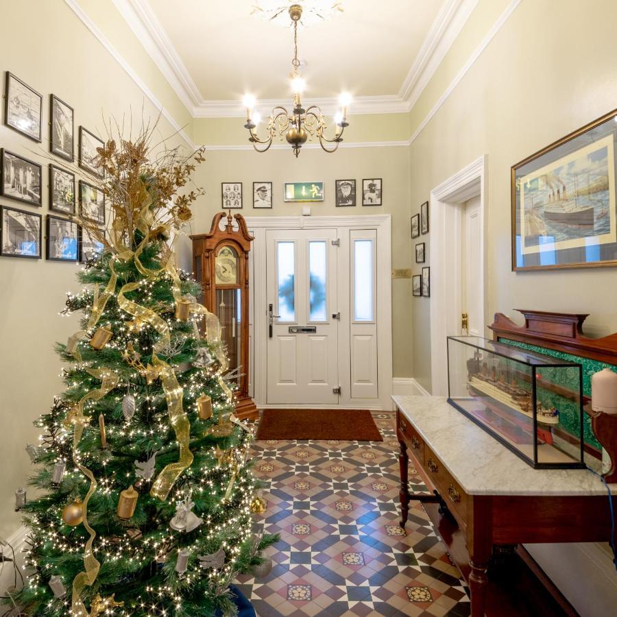 Charades Guest House Герефорд Екстер'єр фото