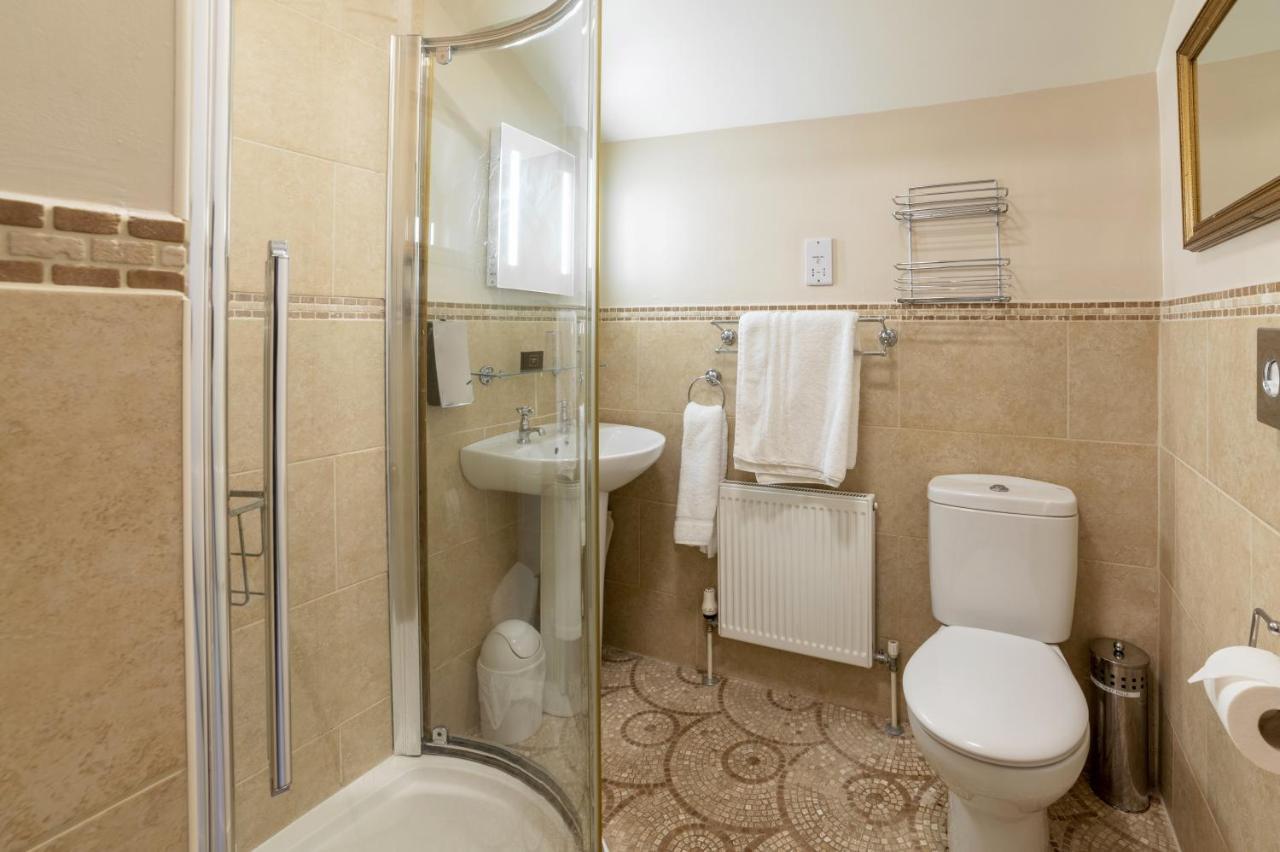 Charades Guest House Герефорд Екстер'єр фото