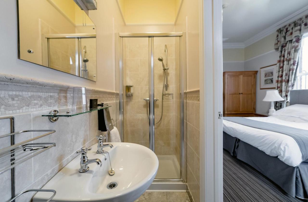 Charades Guest House Герефорд Екстер'єр фото