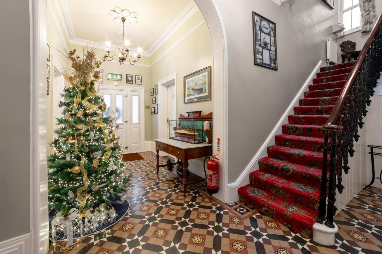Charades Guest House Герефорд Екстер'єр фото